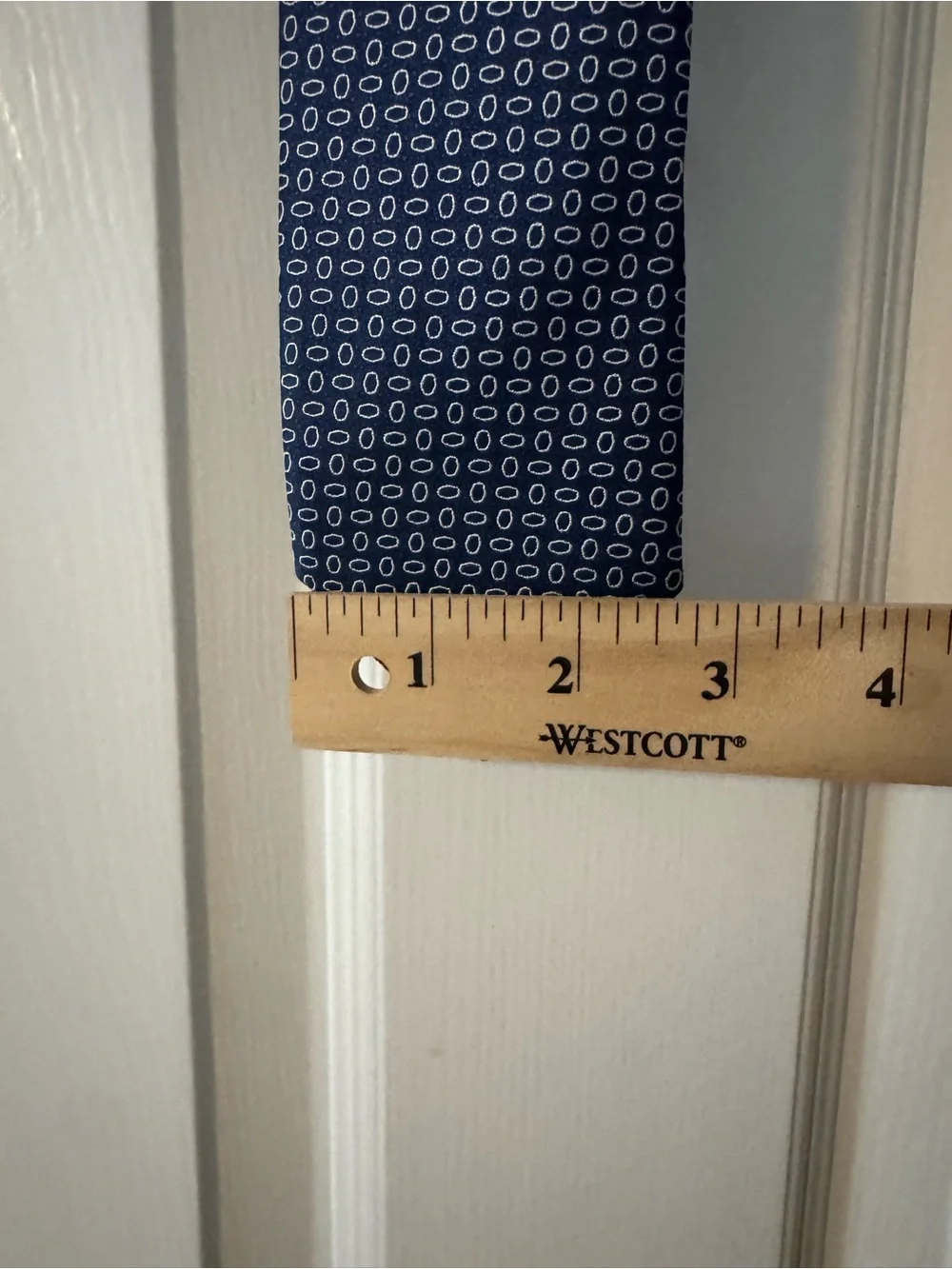 Saks Fifth Avenue Navy Blue Silk Tie with Small Geometric Pattern